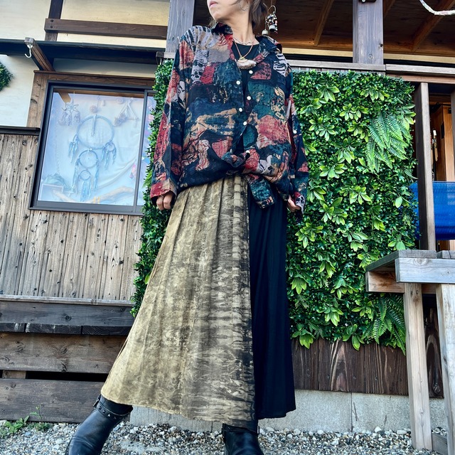 グラフィック柄シャツ