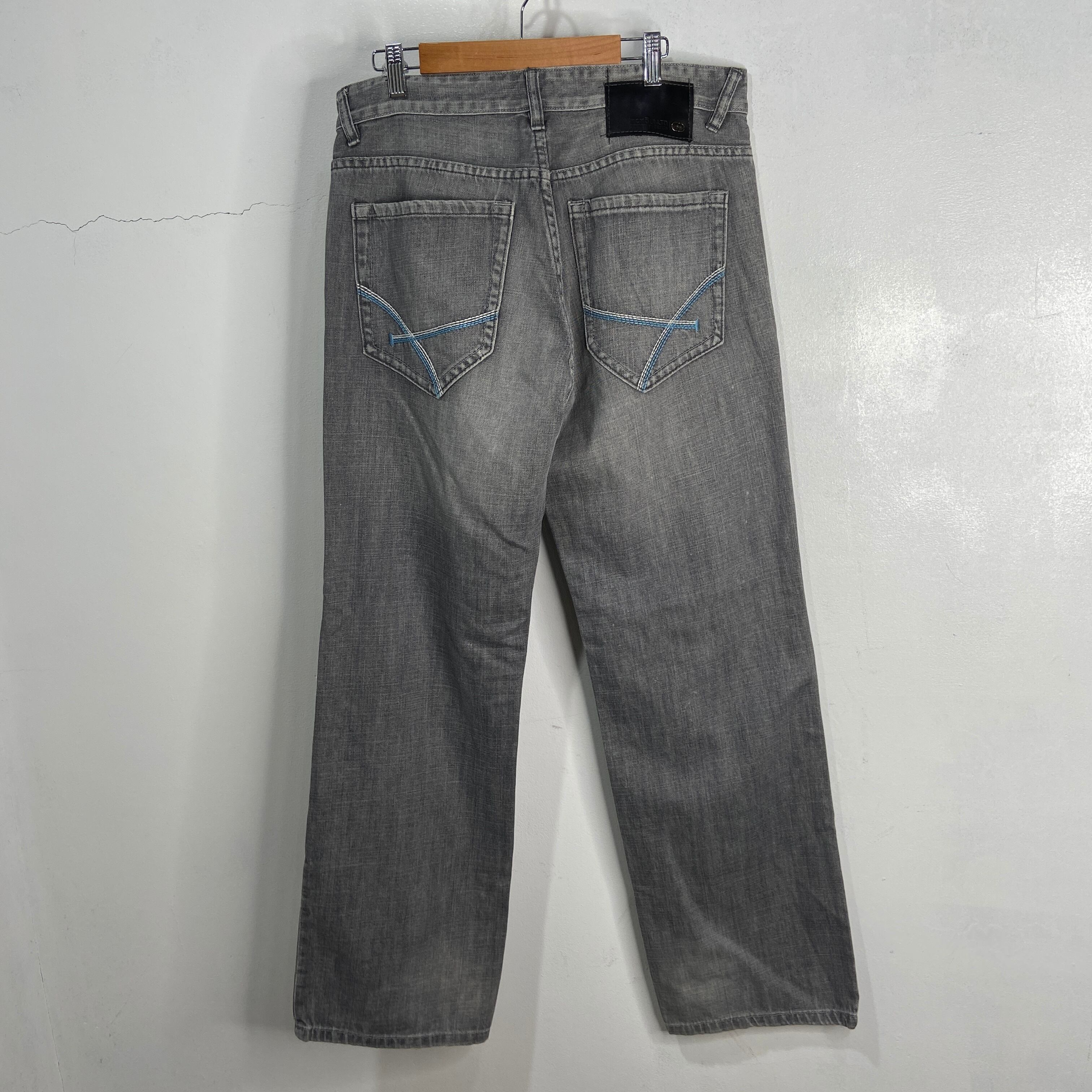 送料無料』ECKO UNLTD エコー リラックスドフィットデニムパンツ 