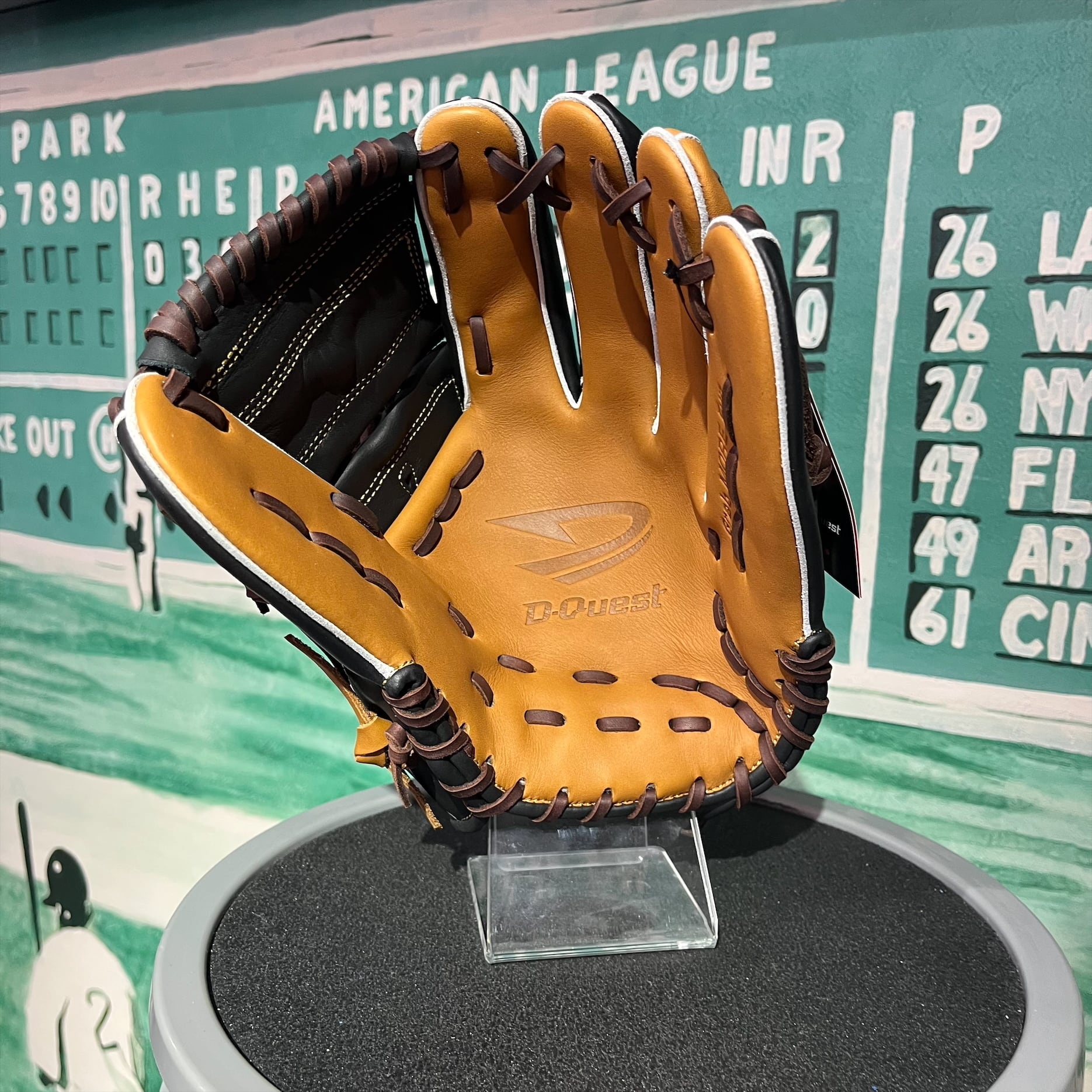 D-Quest ディークエスト 軟式グラブ 投手用 PDR-300T Mタン