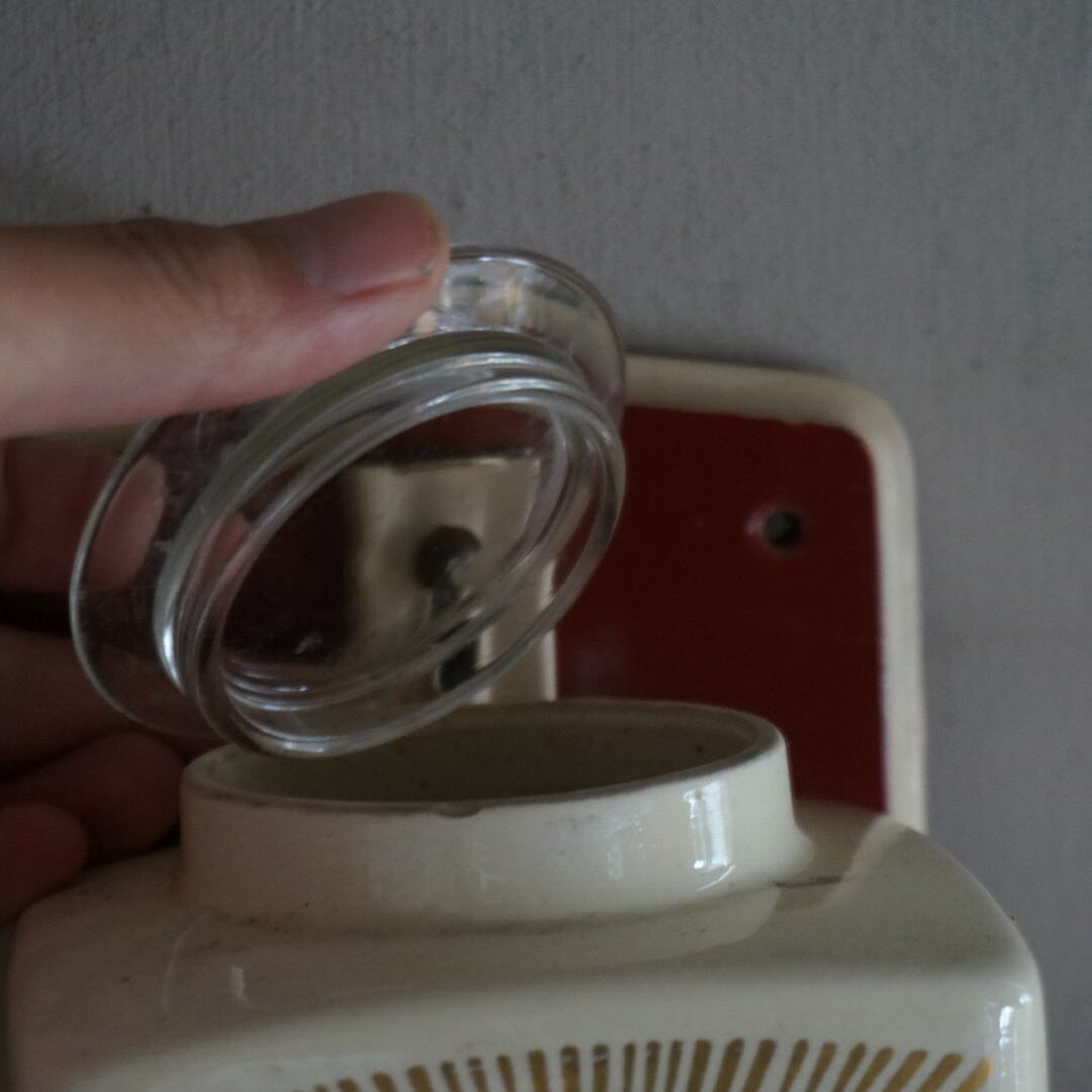 古いオランダの壁掛けミル