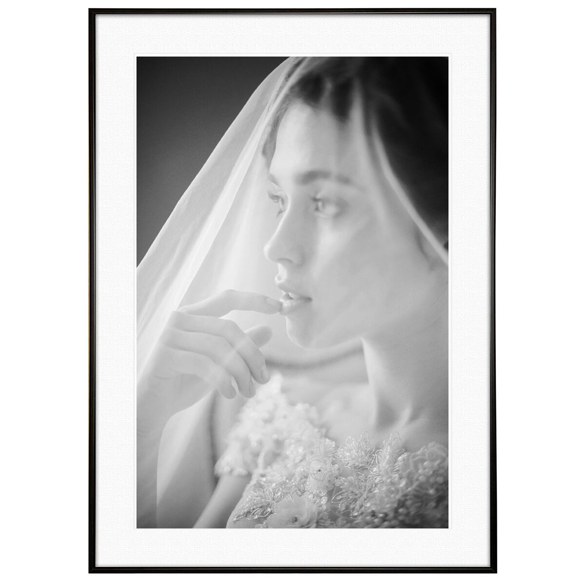 人物写真 ウェディングドレスの女性 インテリアアートフォト モノクロポスター額装 AS4331