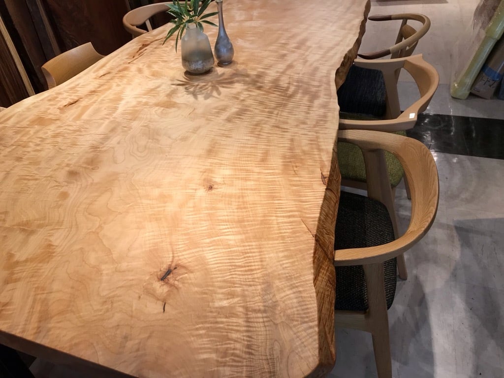 栃（トチ）_2300×1000-850-900×58_横浜元町店_テーブル天板/一枚板