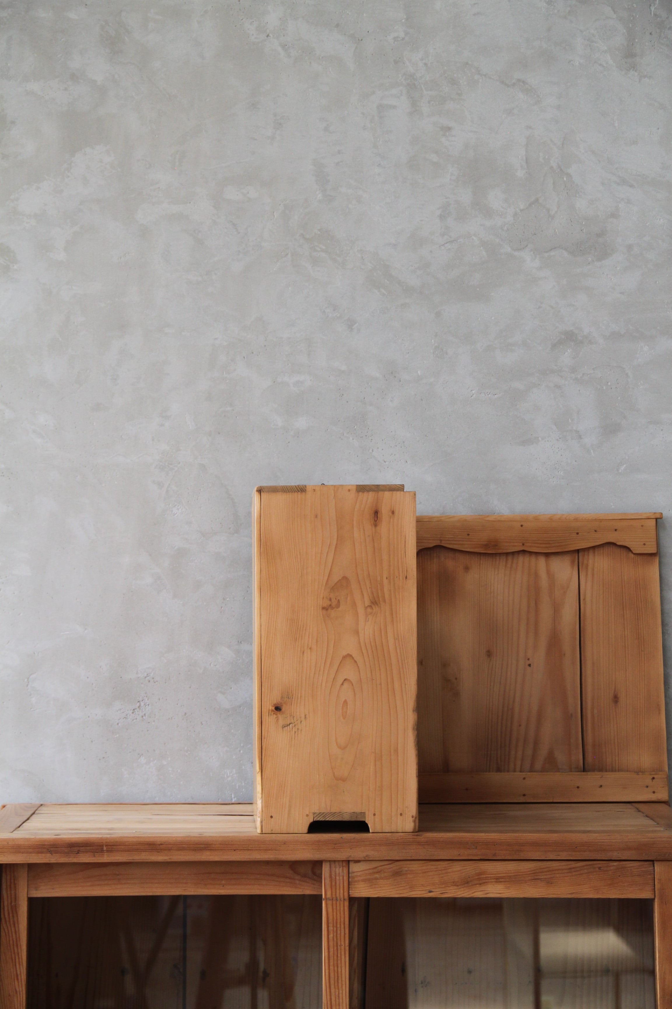 送料無料】木棚1 古家具/古道具/アンティーク/小箱/収納/ポストカード