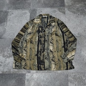 design pattern open collar shirt