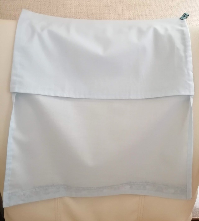 お着替えフェイスカバー【綿ローン×リバティプリント<StrawberryThief>(ストロベリースィーフ)柄】ブルー