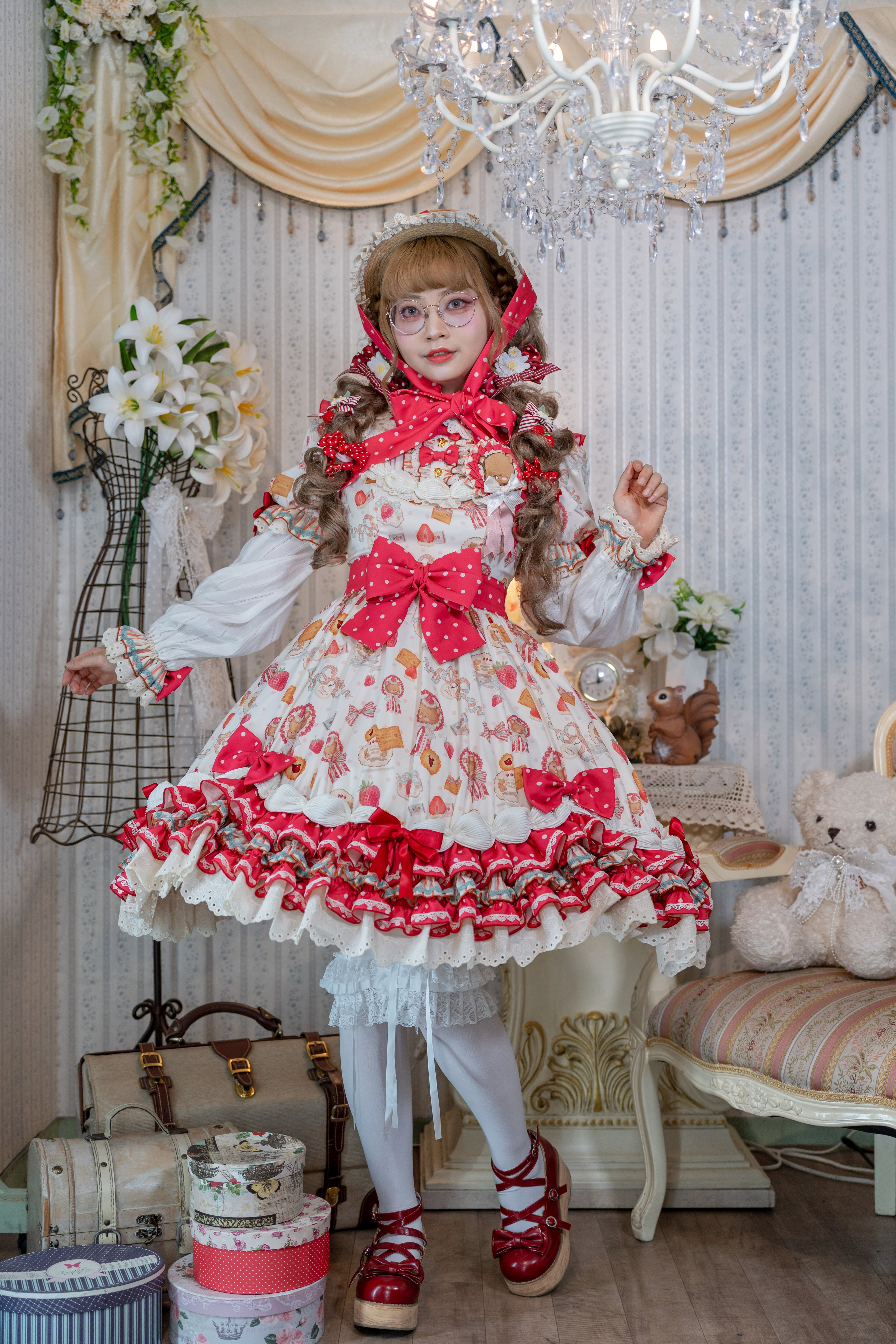 RED VALENTINO アイボリー ストライプ ワンピース3/28まで出品 新宿店先行受注予約】TEDDY STRAWBERRY LABEL ホイップデコラ