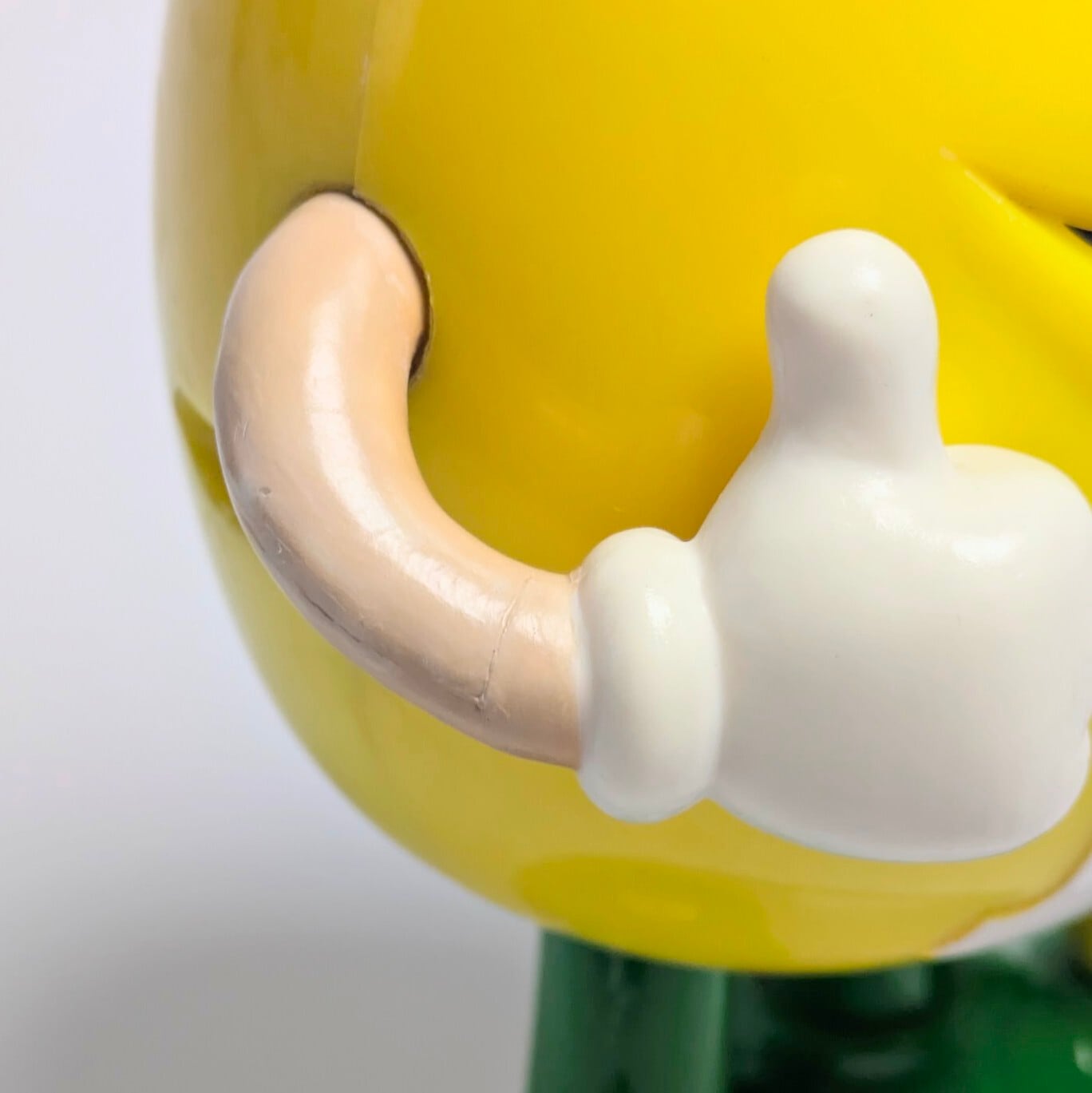 ☆ VINTAGE 90' JUNK ☆【 m&m's  ( エムアンドエムズ ) 】Christmas Santa's Lil' Elf・Yellow・Dispenser / クリスマス サンタズ リル エルフ・イエロー・ディスペンサー 〚アメリカン雑貨 アメトイ〛