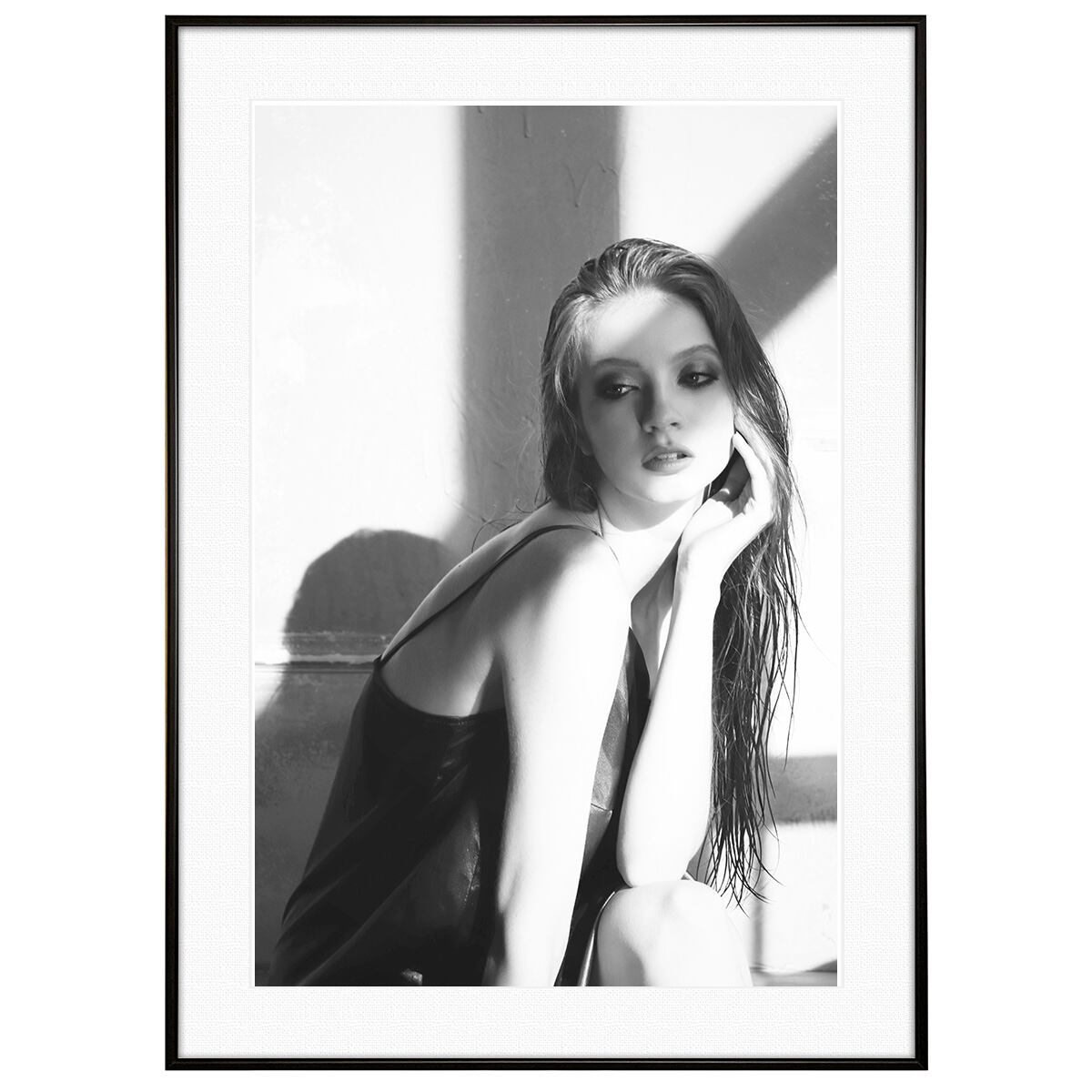 人物写真 ランジェリー姿の女性 インテリアアートフォト モノクロポスター額装 AS4344