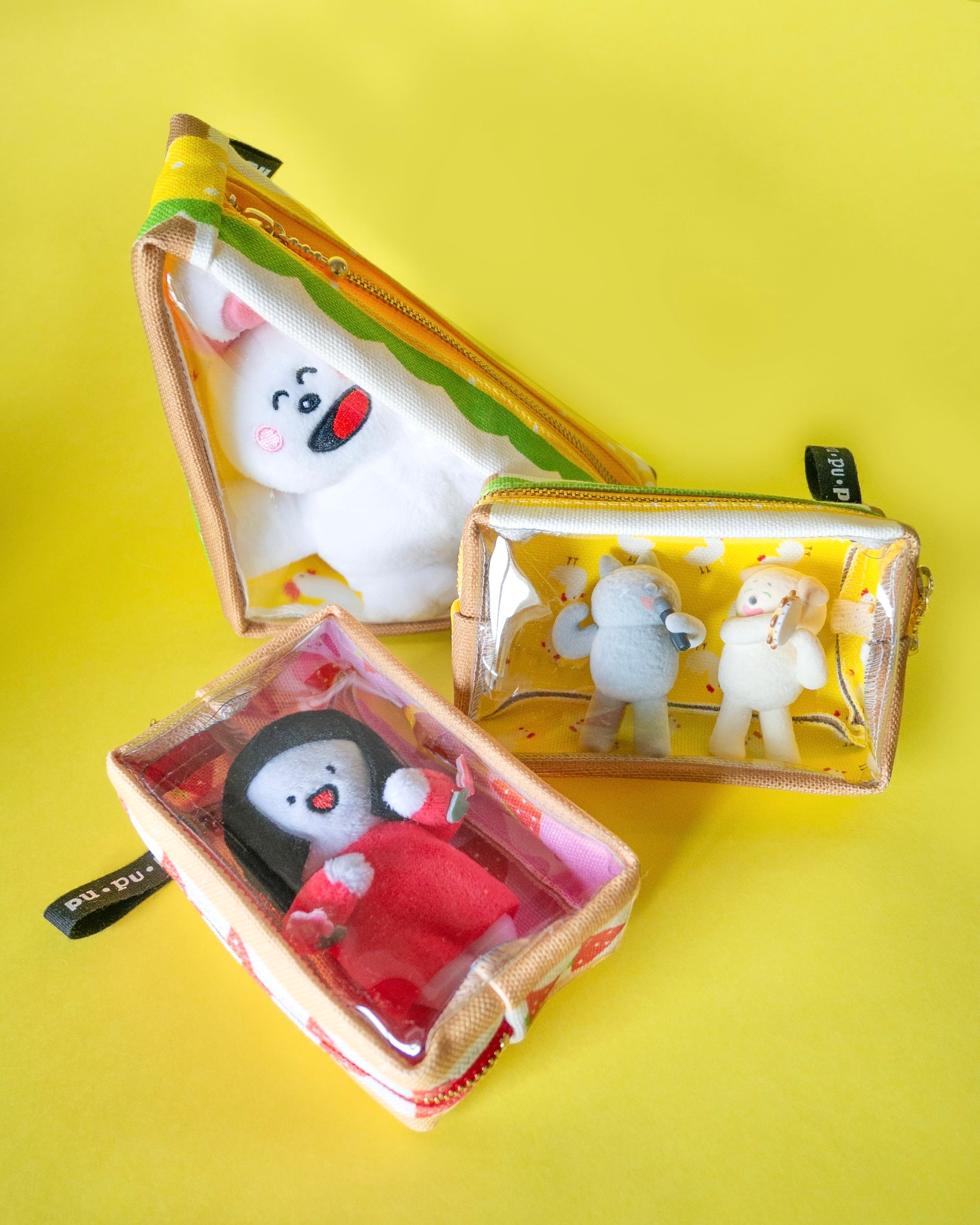 四角サンドのクリアポーチ