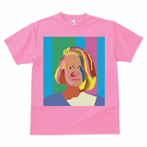 女性のTシャツ