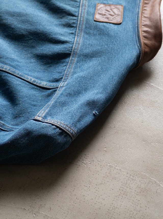 "MARLBORO COUNTRY STORE" 1990s Leather collar denim jacket