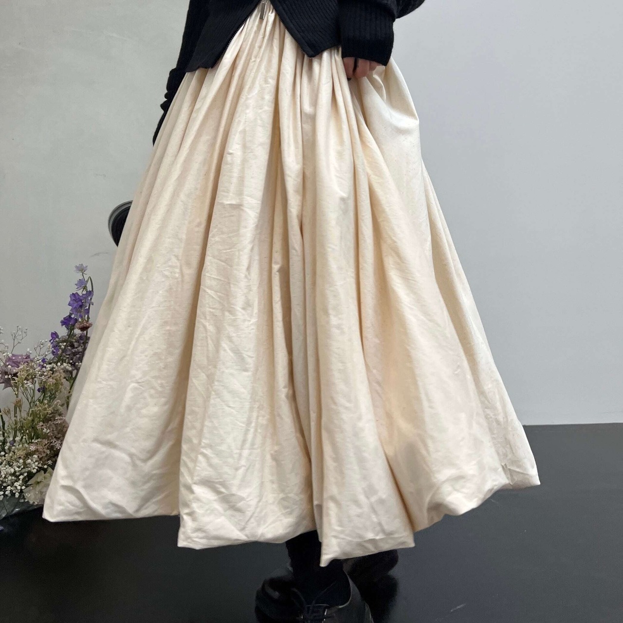 White Balloon Long Skirt / ホワイト バルーン ロングスカート