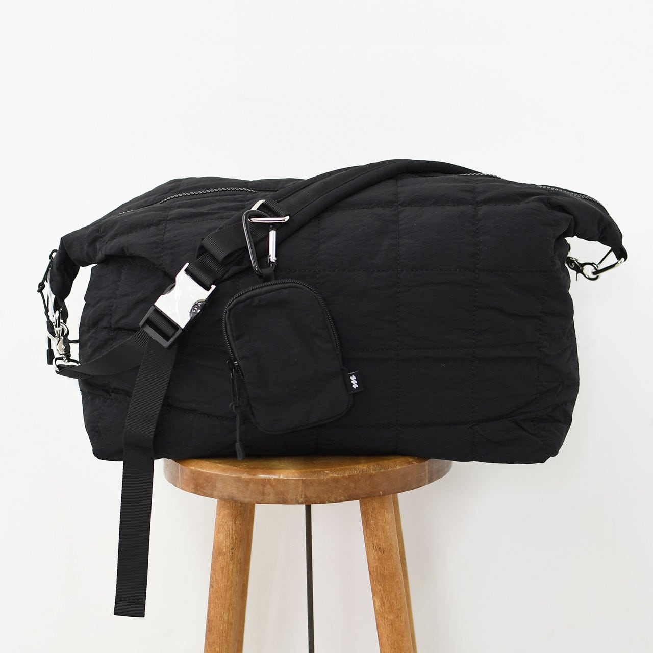 meltum [メルタム] QUILTING POUCH SHOULDER BAG [MTM-BG-0162-23-C