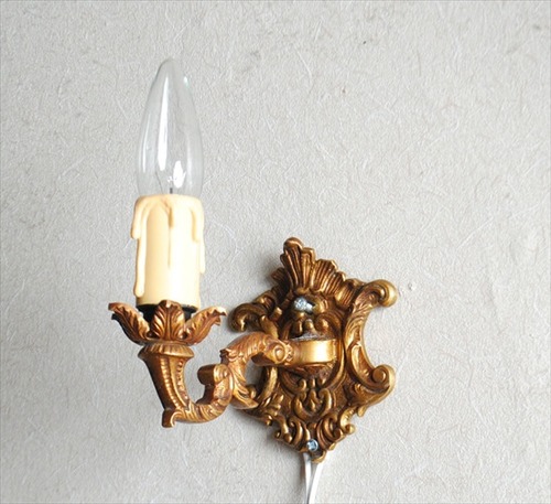 フランス買い付け 真鍮 ウォールライト スコンス キャンドル型 燭台 ランプ ブラス 壁付け 照明 アンティーク ig2494