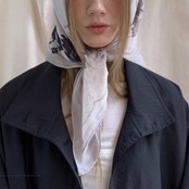 Blanc cassé Lace Print Scarf F0518