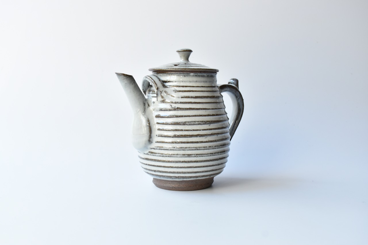 小代瑞穂窯 / 福田るい : 横しのぎ ポット (中) 白