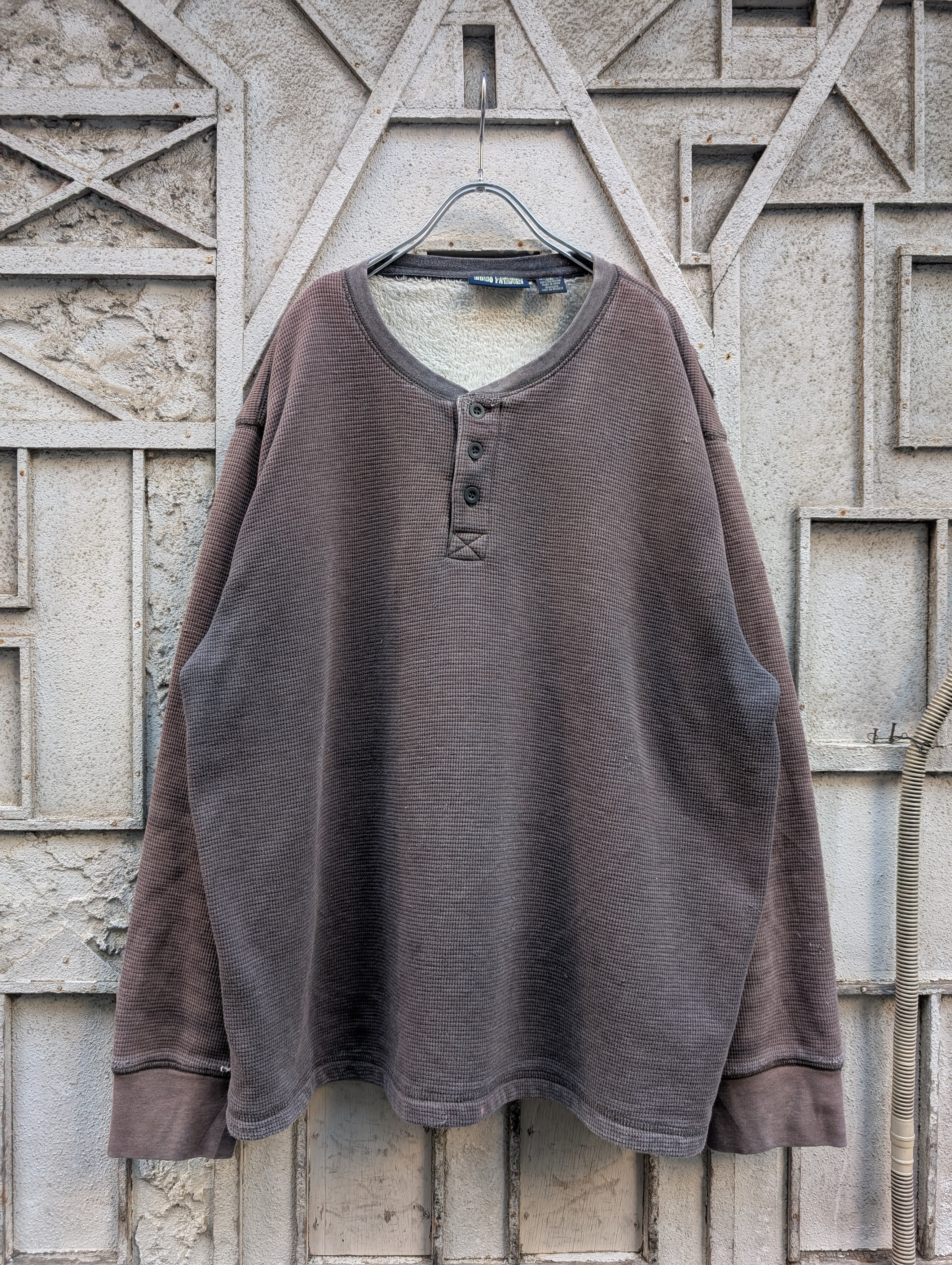 "FADE" henryneck L/S