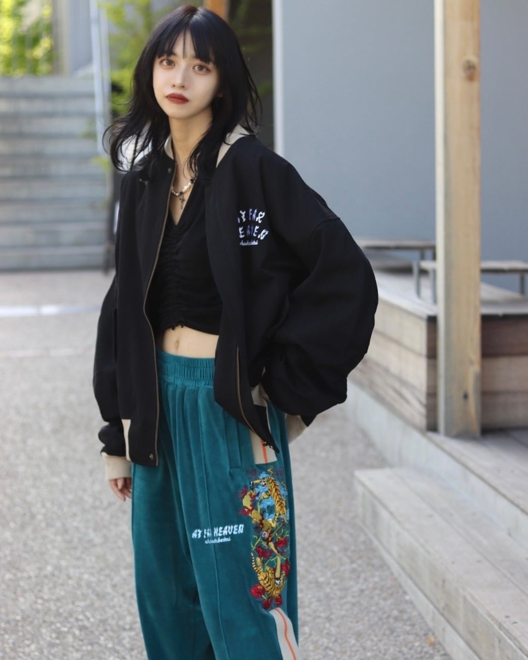 Tiger track pants | チュウカタベタイ