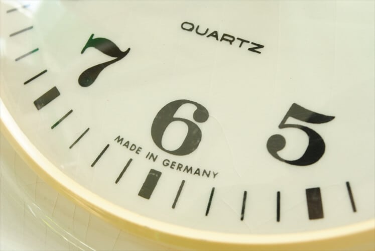 ドイツ製 ZentRa 陶器フレーム 壁時計 電池式 ヴィンテージ 壁掛け時計 