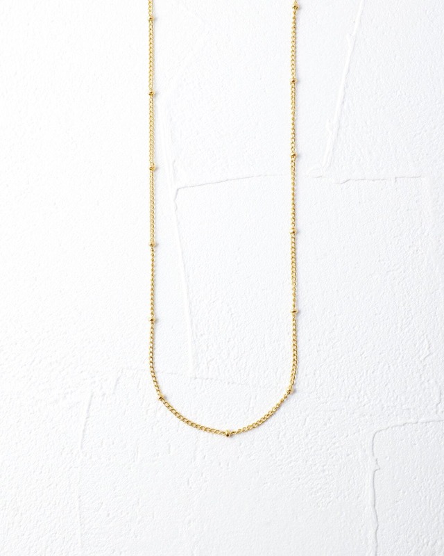 Dot chain necklace