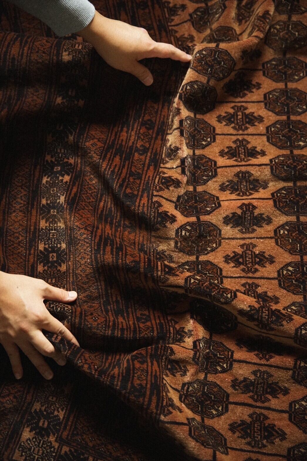 904 -Vintage Turkmen Mauri rug