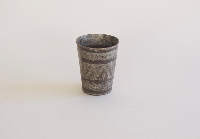 INDIA - OLD SMALL CUP / A