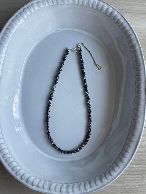 black flat back babypearl necklace black flat back babypearl necklace