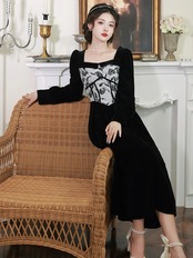 【0148】Black Chic Jacquard Long Sleeve Dress
