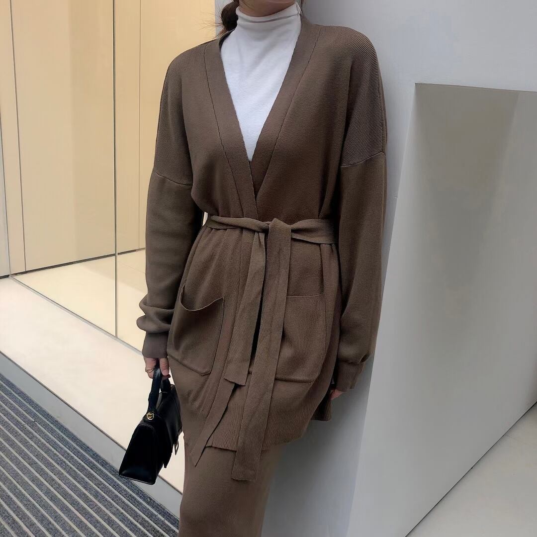 ガウンカーデ＋タイトスカート ニットセットアップ　AJ1050-6092