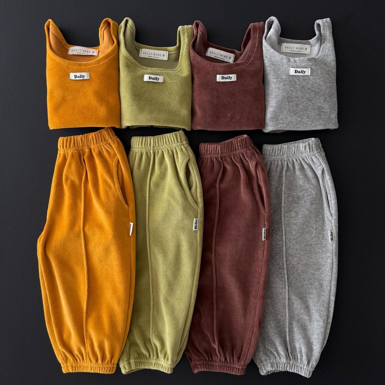 【2点送料無料】«予約»«ジュニアサイズあり»«daily bebe» ベロアセットアップ 4colors