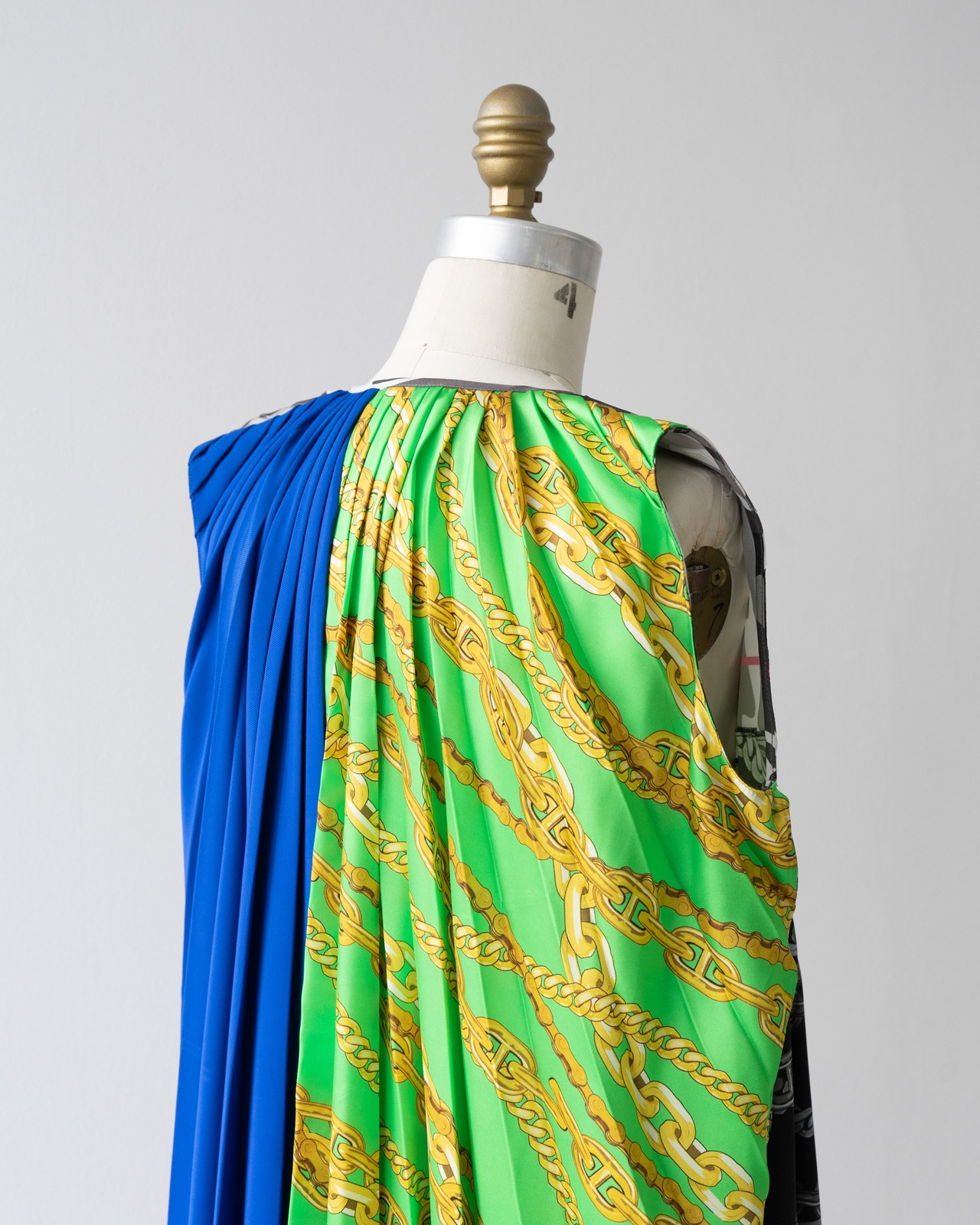 〈BALENCIAGA〉Pleats Dress