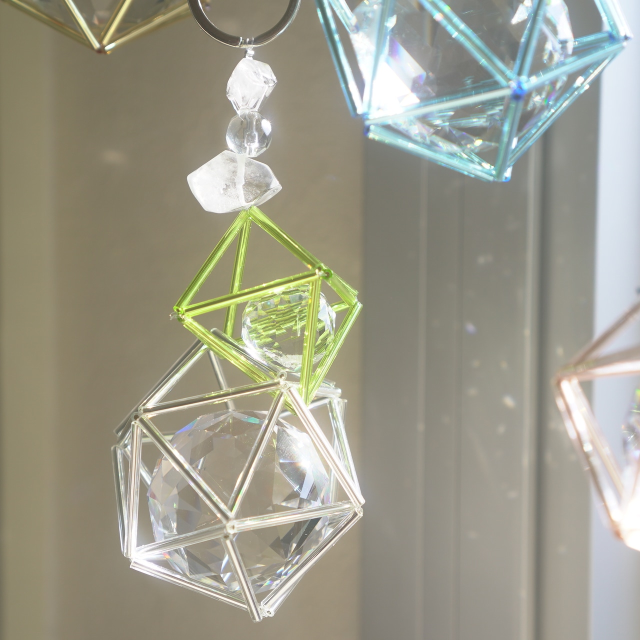 Twin Crystal - Triple / ツインクリスタル / Light Healing Crystal Suncatcher