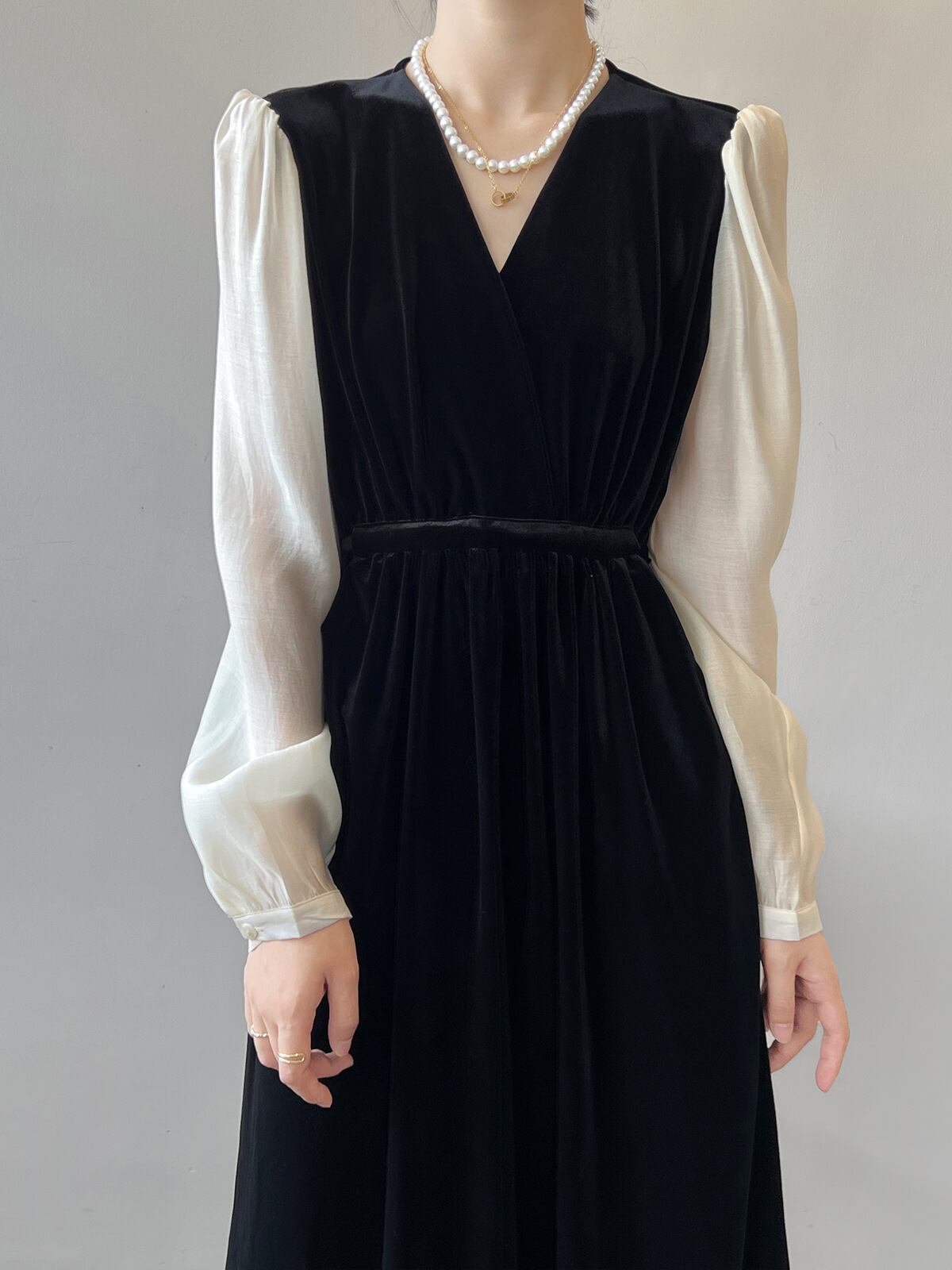 Vネックスリーブシャツワンピース