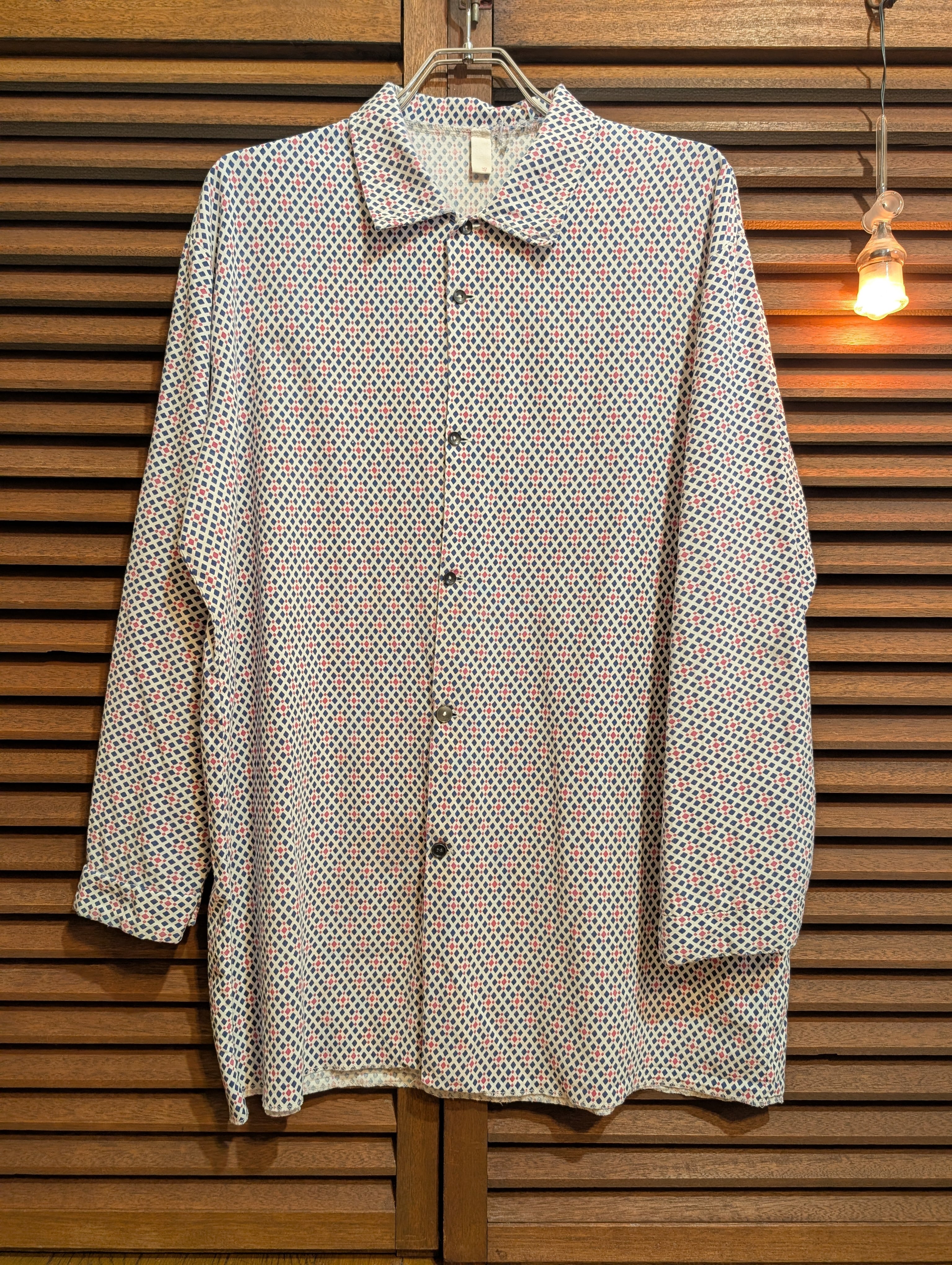 80s Euro PF Black Red Geometric Pattern Shirts