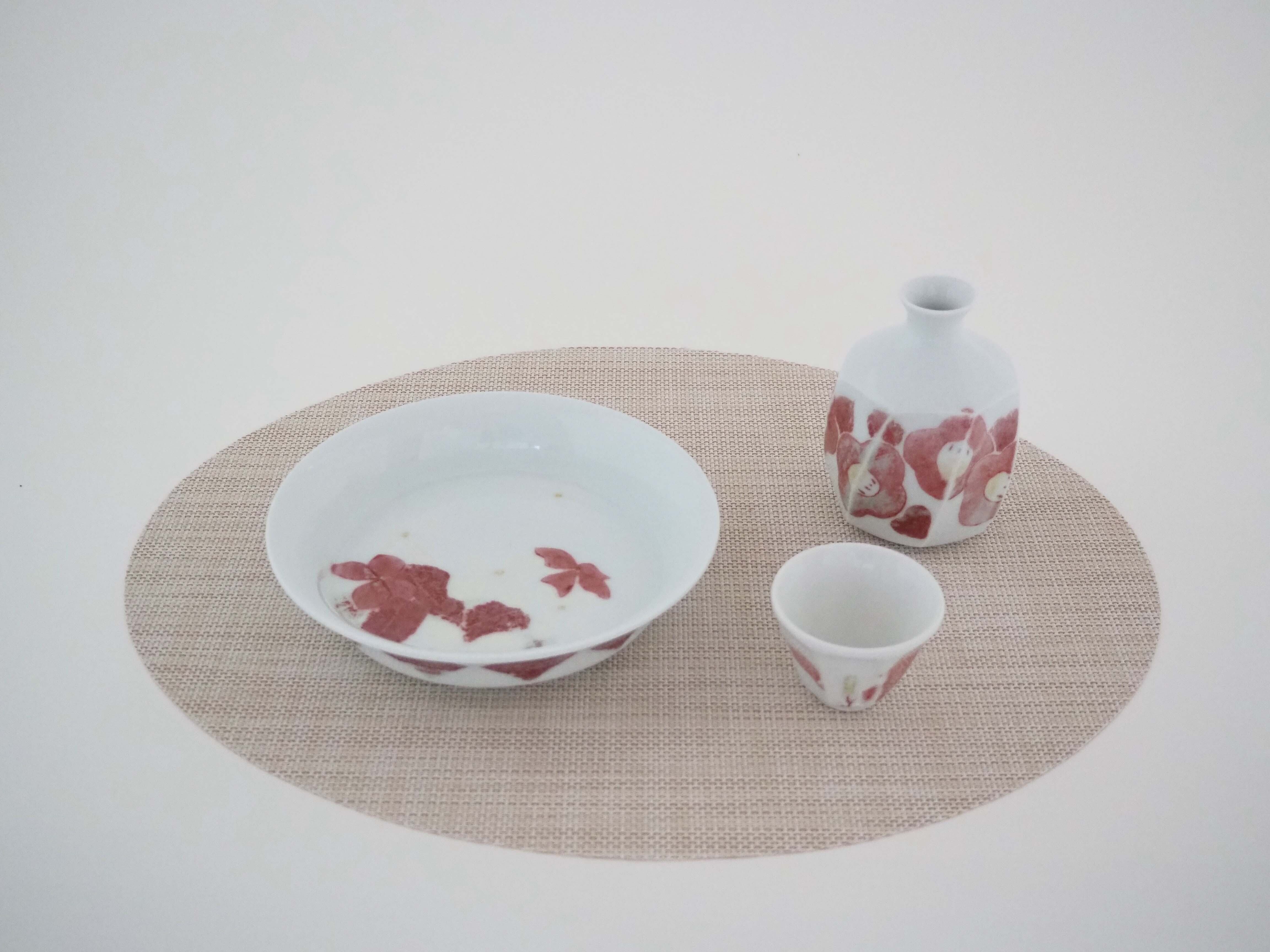 どくだみ文ぐい呑み 面取 釉裏紅 | 一位窯