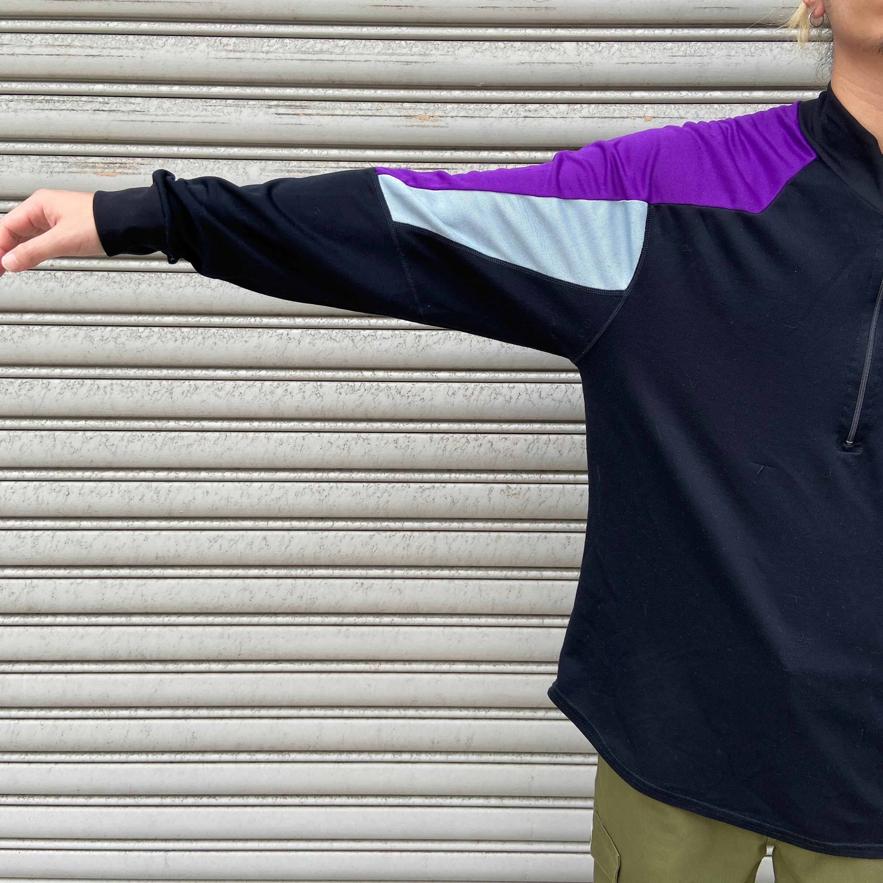 NIKEインターナショナル ハーフジップトップス ドライフィットジャージ