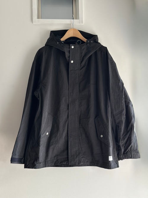 NANGA ナンガ DRY COTTON FIELD SHORT PARKA