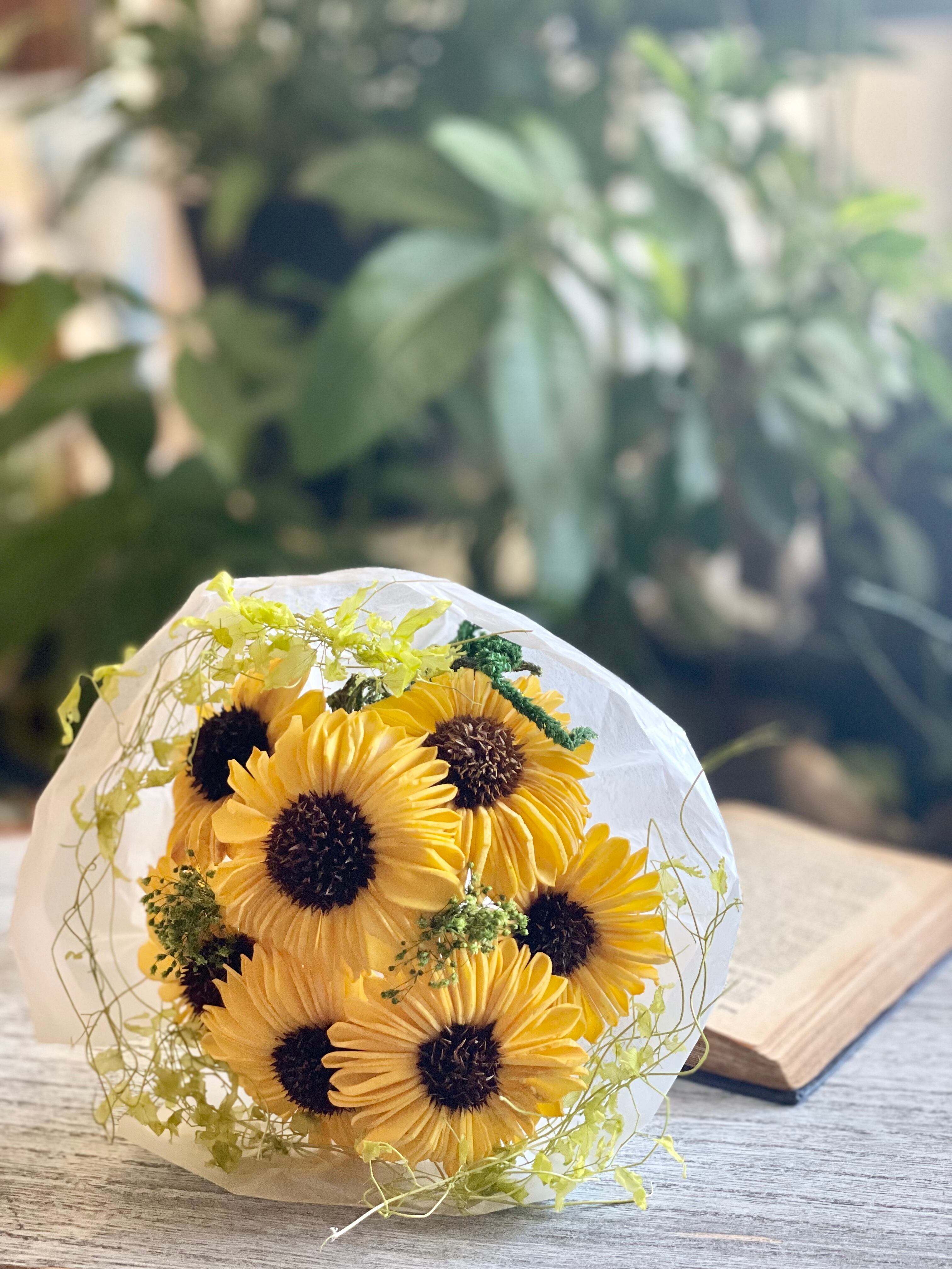 □幸運が訪れる？ひまわりブーケ □退職祝い 開店祝い 結婚祝い 還暦