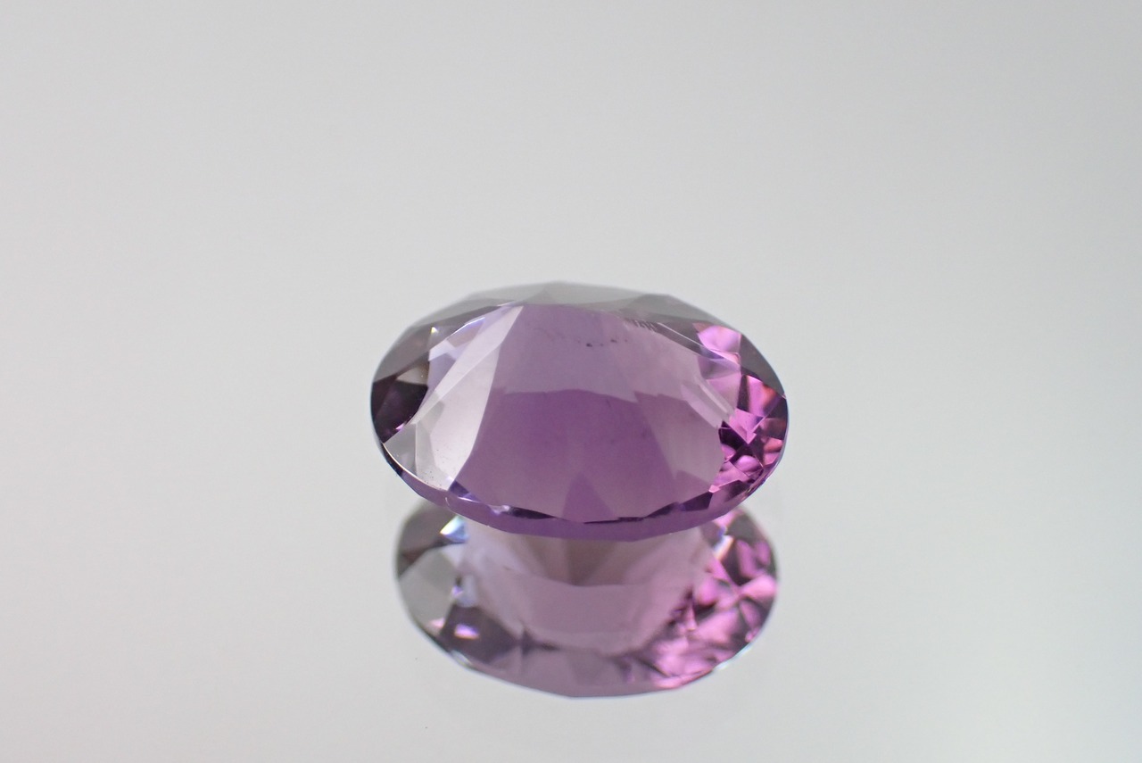 アメジスト(コンケーブカット)　3.89ct　[C12-298]