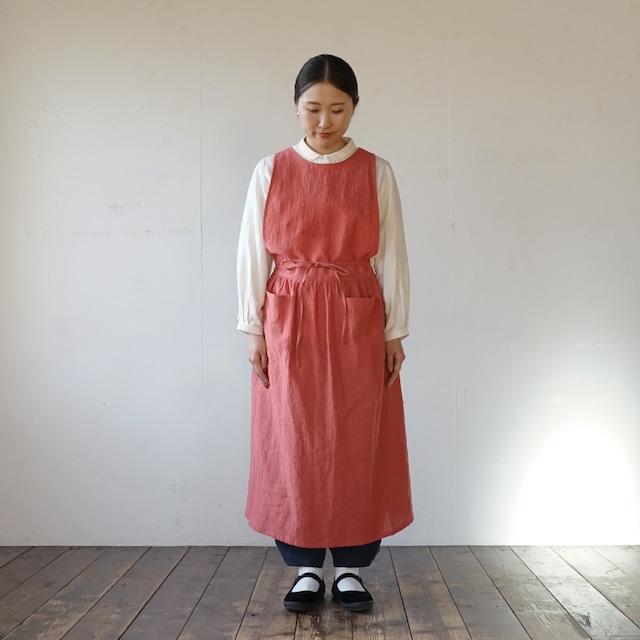 リネンコットンタブリエワンピース［バーミリオン］