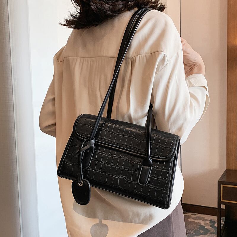 スタンダードオータムウィンター レトロ 秋物 冬物 Tiancai_Wing_Bag20238301386