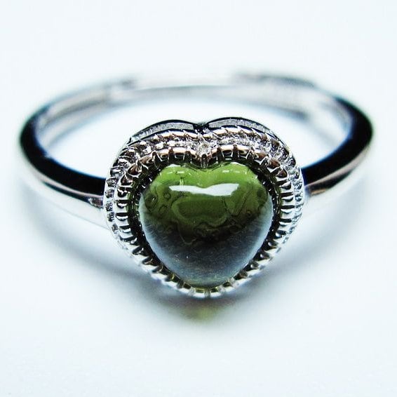 モルダバイト リング モルダウ石 指輪 ハート フリーサイズ 12号 一点物 メール便可 [M便 1/20] 199-601