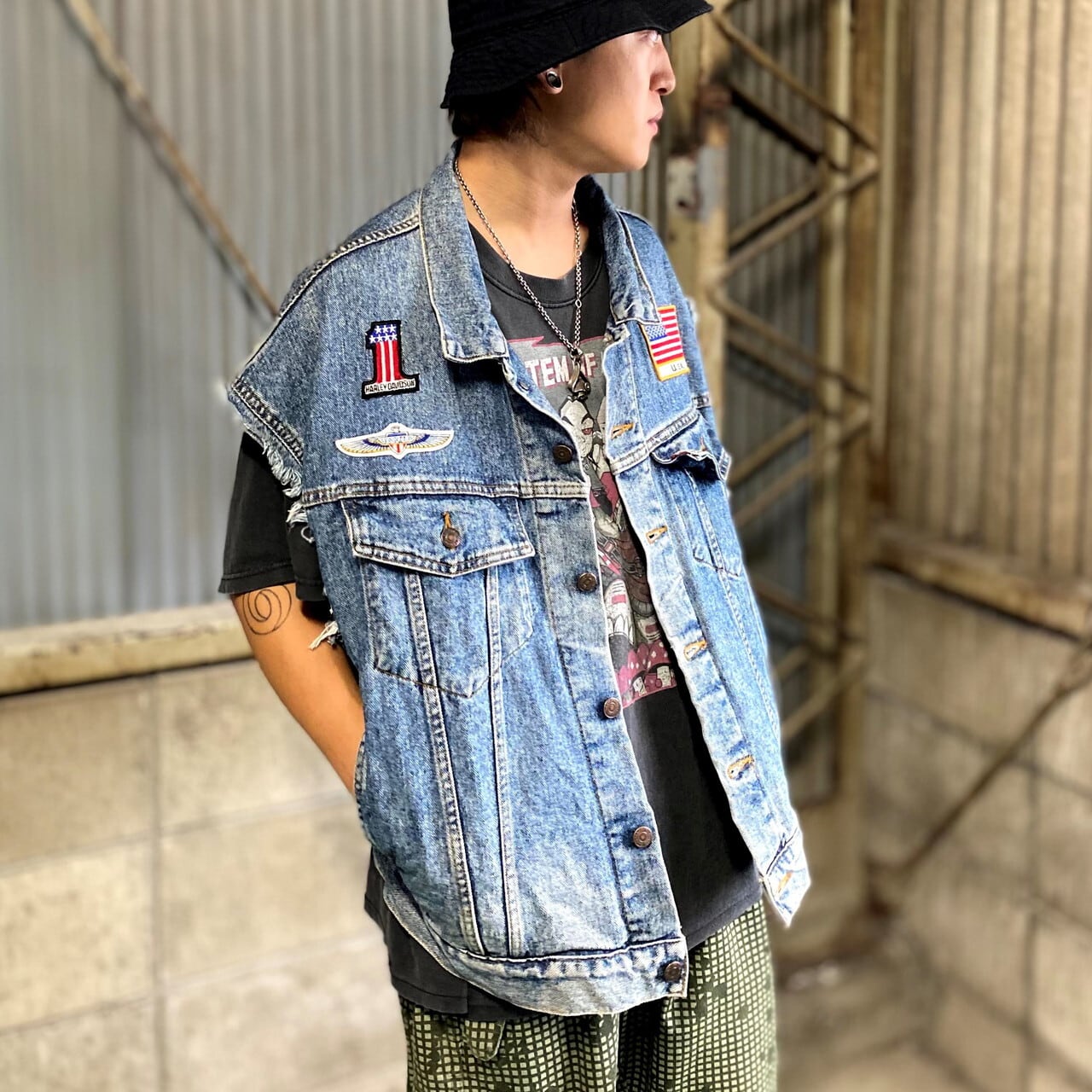 90年代 Levi's リーバイス デカパッチ 袖カットオフ 70598 4891 Harley