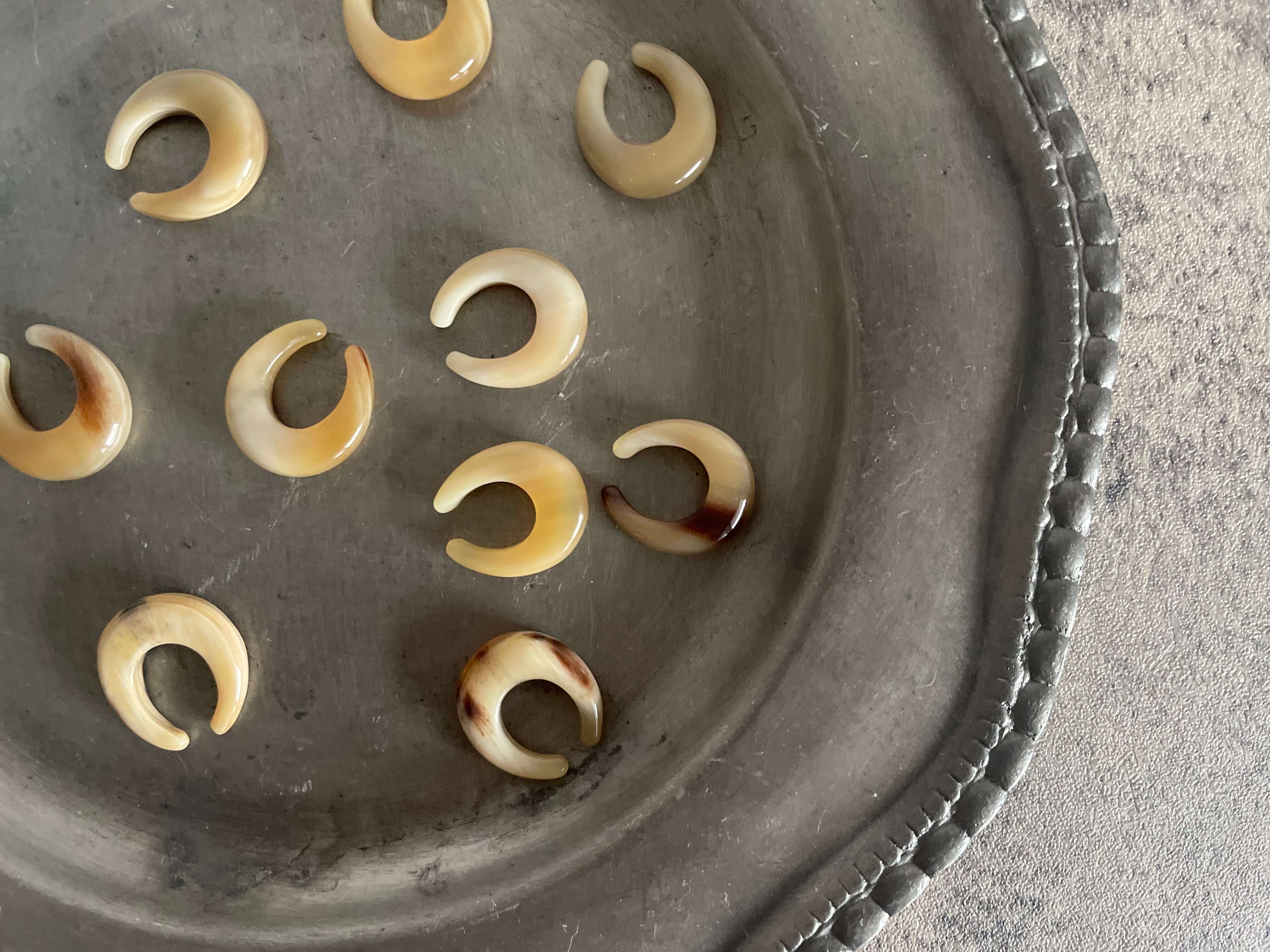 バッファローホーン イヤーカフ