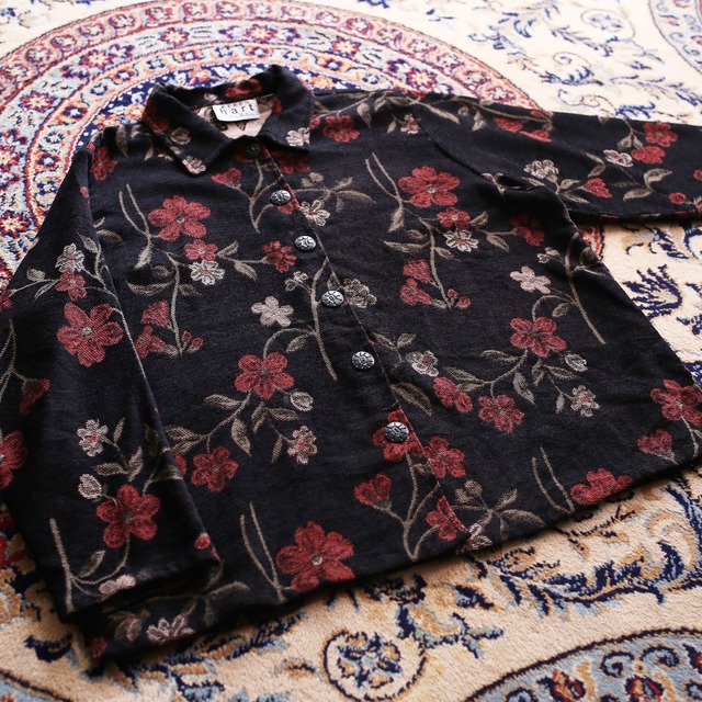 ”和" motif flower pattern vintage mode jacket