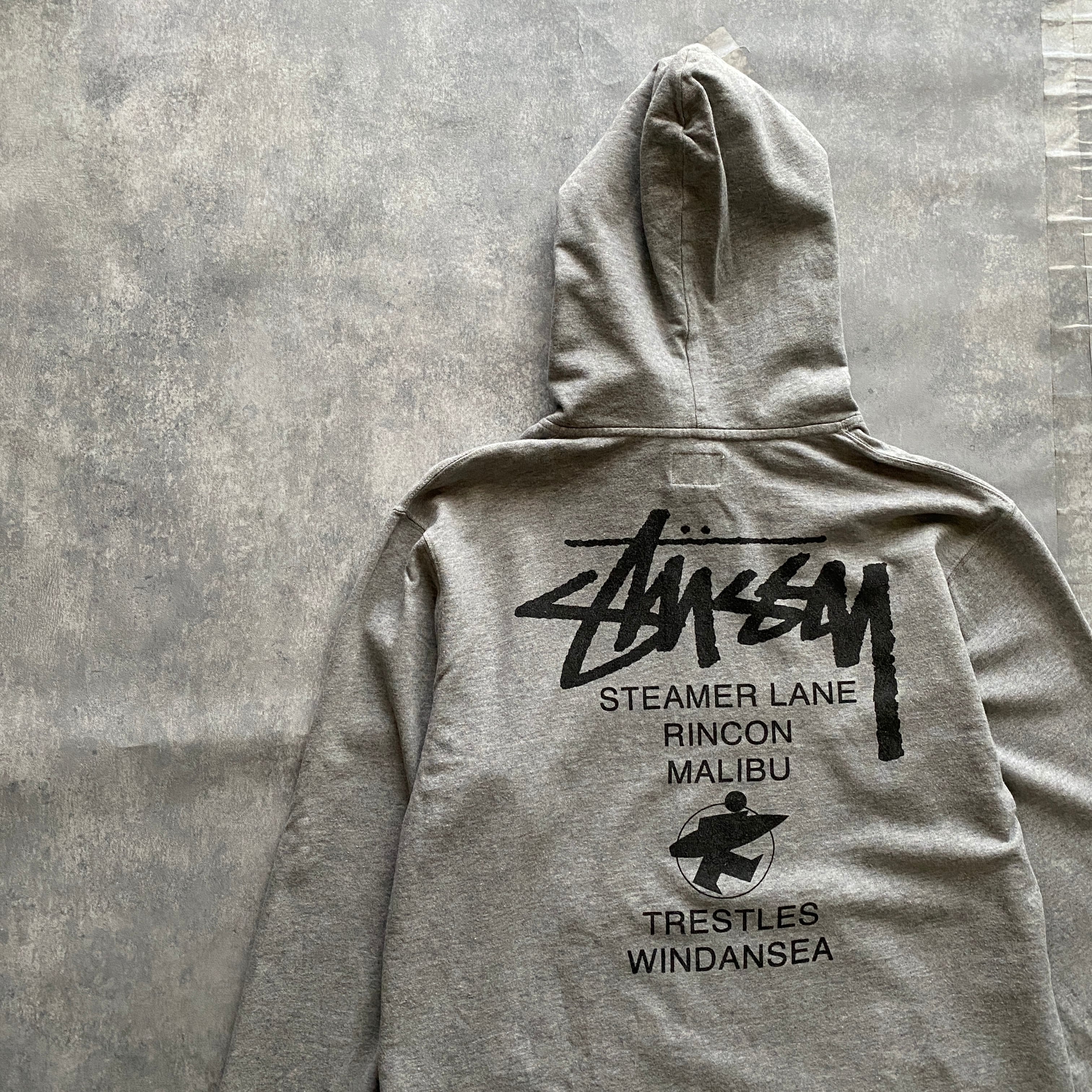 stussy 　薄手パーカー