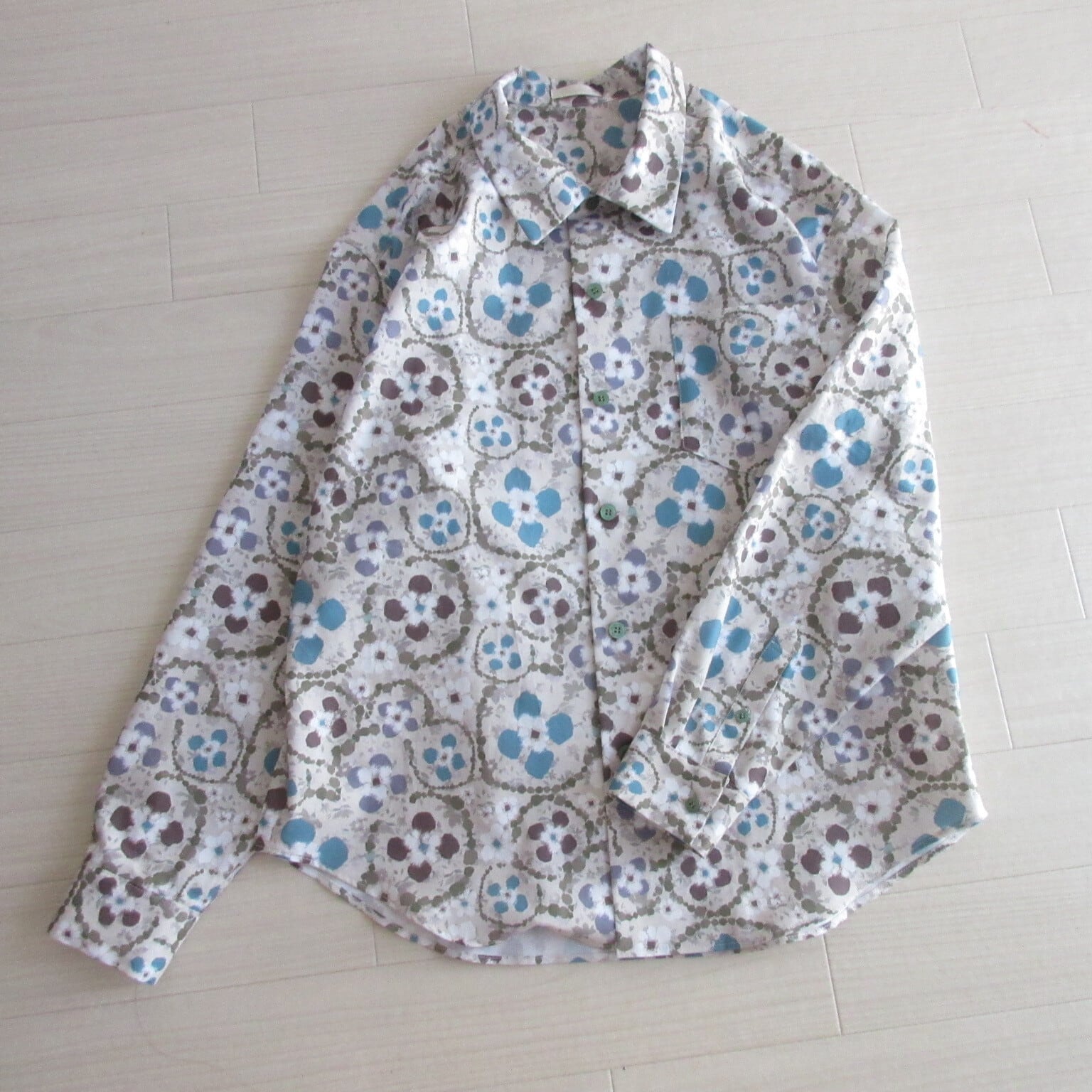 あじさい　男女兼用　柄シャツ　長袖