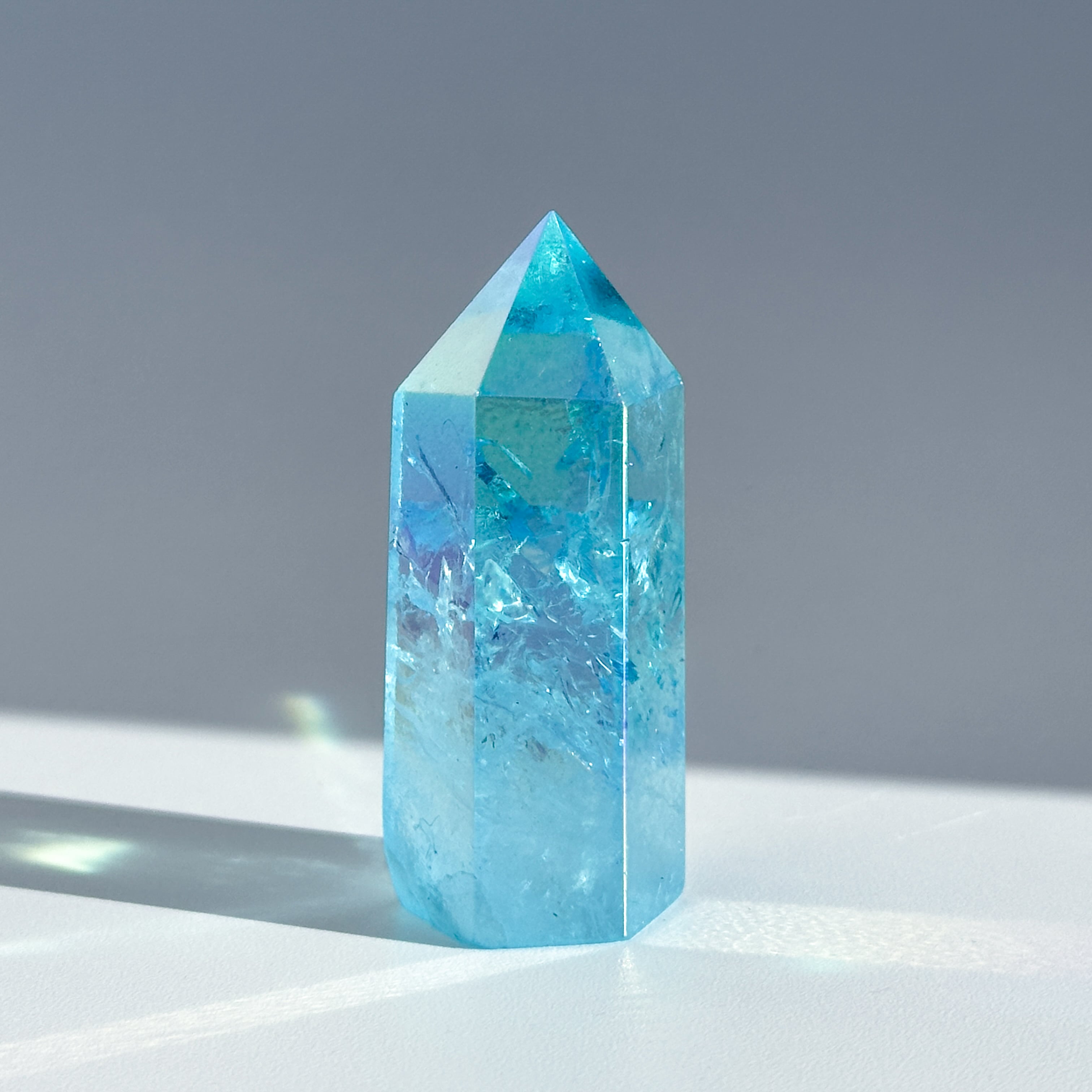 青色天然石 不規則な形状 パワーストーン 天然石 セレスタイト天青石原石[T385-14642]