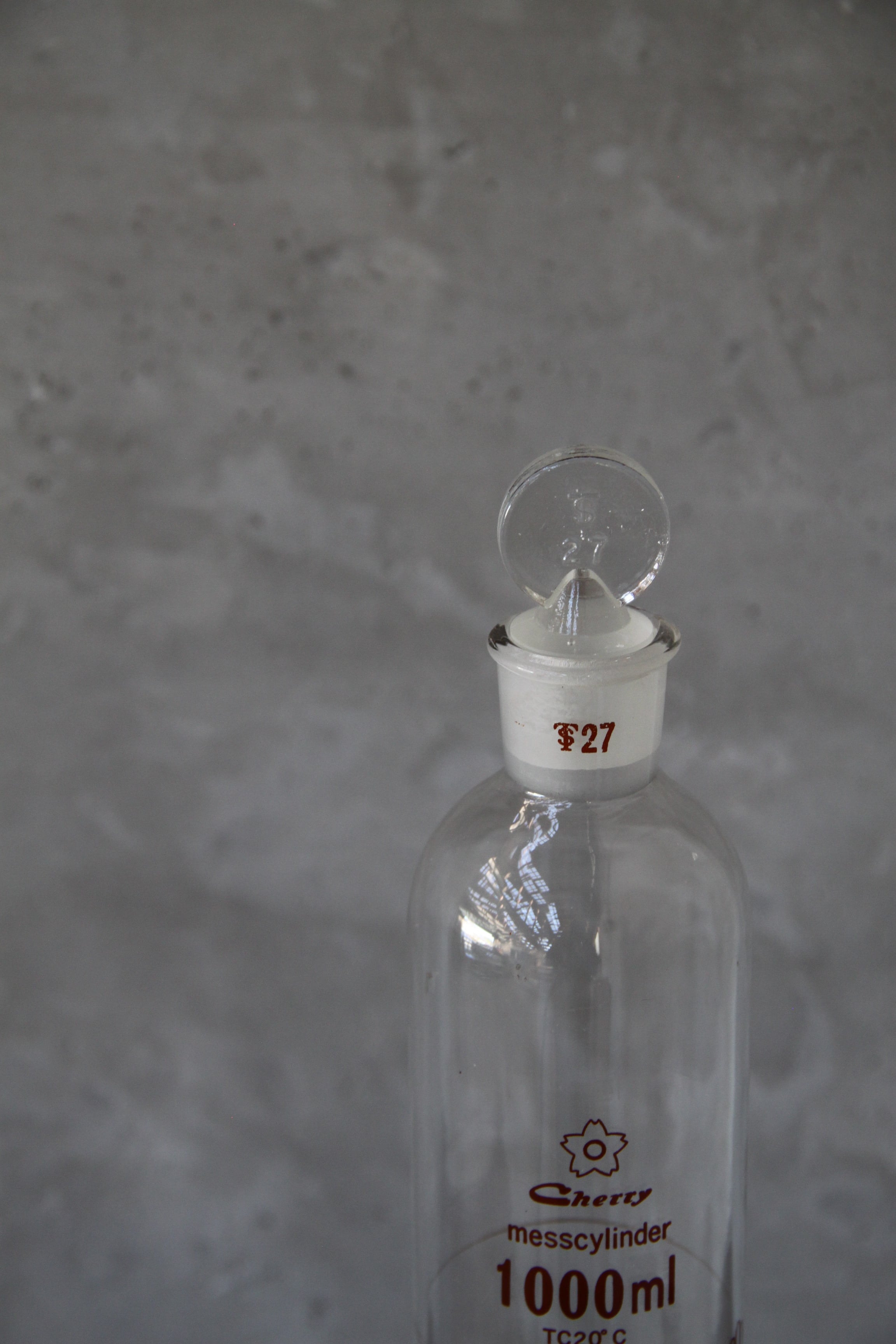 送料無料】メスシリンダー 古道具/アンティーク/瓶/レトロ/ガラス/蓋