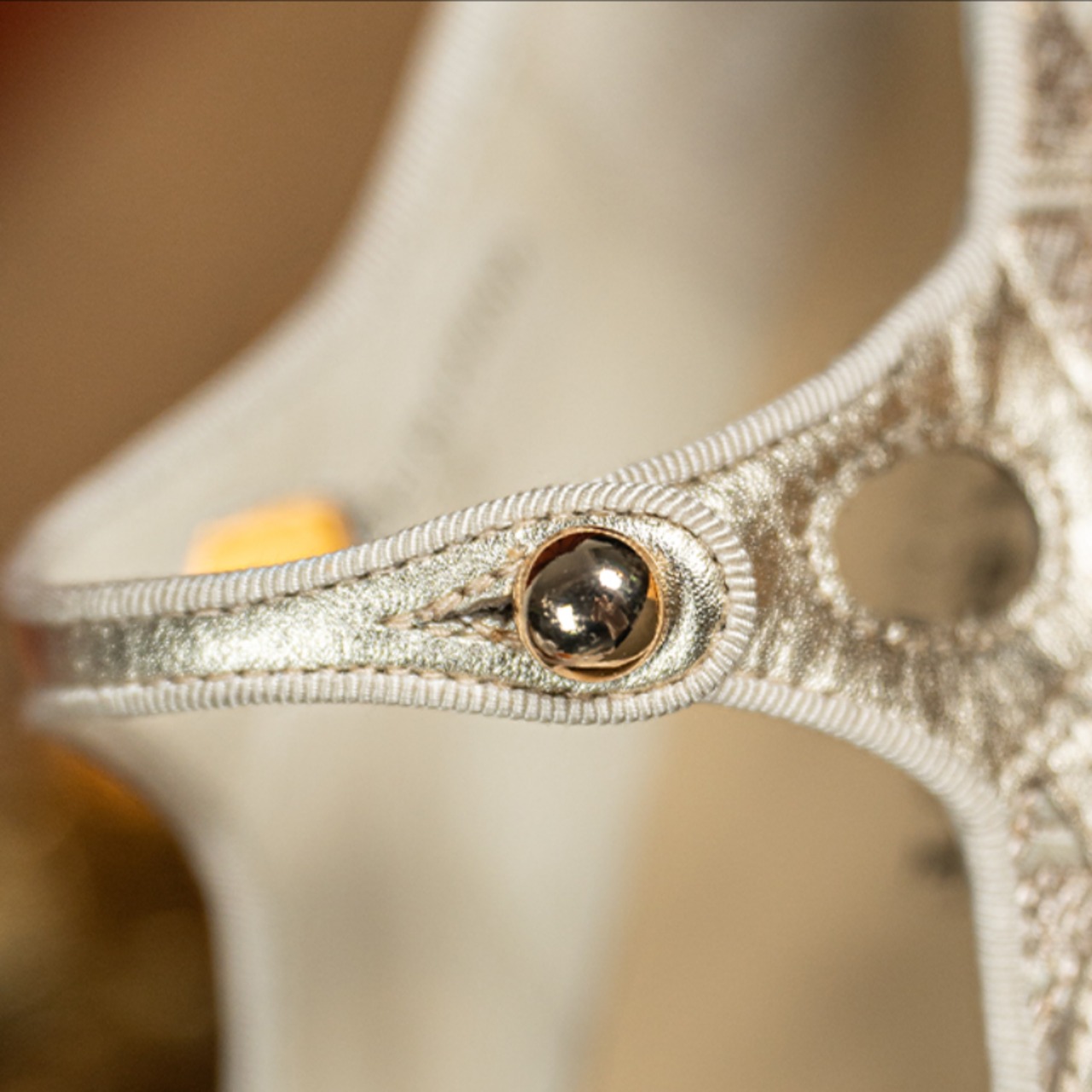 トワイライト・ヘックス ストラップシューズ　M25063